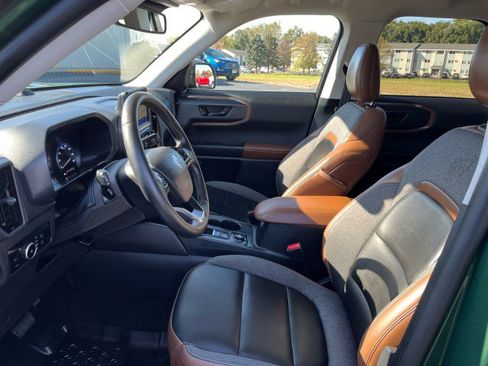 Used 2024 Ford Bronco Sport Outer Banks w/ Tech Package image 9