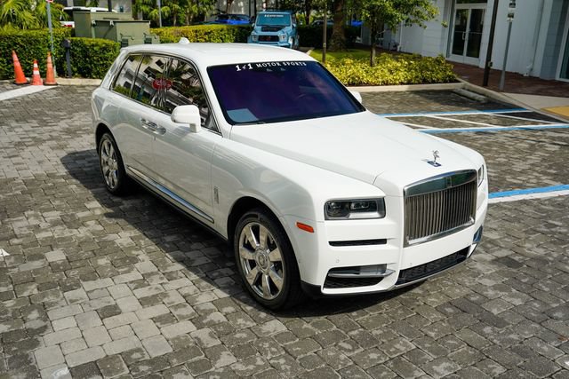 Used 2022 Rolls-Royce Cullinan AWD/4WD image 39