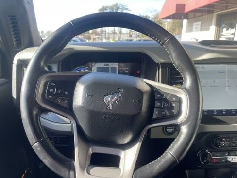 Used 2022 Ford Bronco Badlands image 20