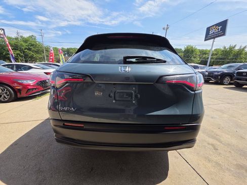 Used 2023 Honda HR-V LX image 6