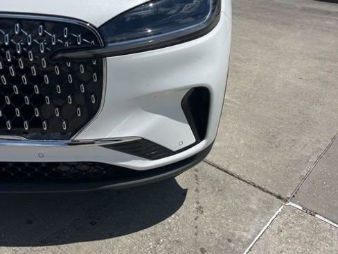 Used 2025 Lincoln Aviator Reserve RWD image 12