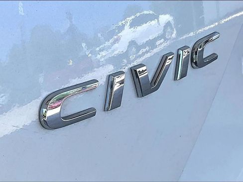 Used 2018 Honda Civic EX-T image 21