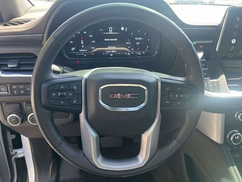 Used 2022 GMC Yukon XL SLT w/ SLT Premium Package RWD image 25