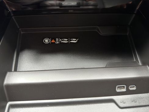 Used 2025 Chevrolet Tahoe RST RWD image 33
