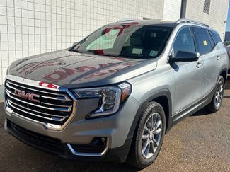Used 2024 GMC Terrain SLT w/ Tech Package video 1