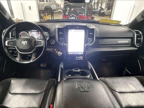 Used 2023 RAM 1500 Laramie AWD/4WD image 21