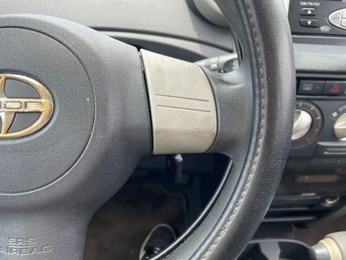 Used 2006 Scion xA Hatchback 4D image 14