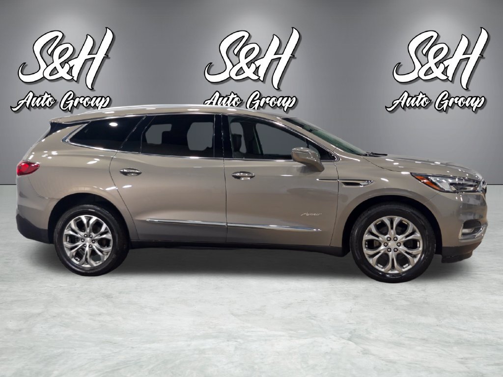 Used 2018 Buick Enclave Avenir w/ Avenir Technology Package AWD/4WD image 23