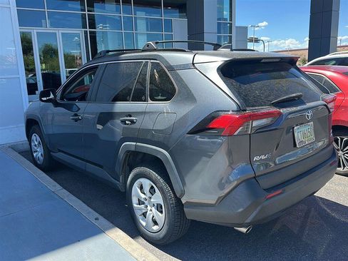 Used 2020 Toyota RAV4 LE w/ Carpet Mat Package AWD/4WD image 4