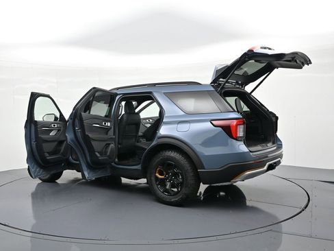 New 2026 Ford Explorer Tremor image 32