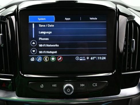 Used 2023 Chevrolet Traverse LT AWD/4WD image 38