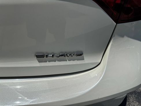 Used 2017 Acura MDX SH-AWD w/ Technology Package image 4