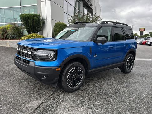 New 2025 Ford Bronco Sport Outer Banks w/ Outer Banks Tech Package+ image 2