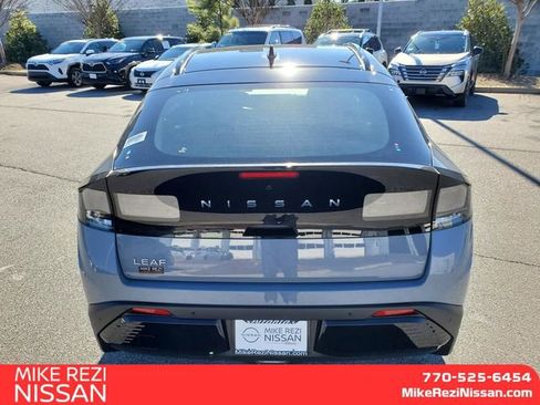 New 2026 Nissan Leaf Platinum+ w/ Cargo Package (Platinum+) FWD image 3