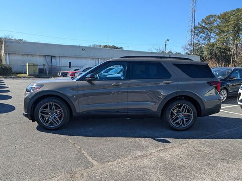 New 2026 Ford Explorer ST w/ Sun And Sound Package AWD/4WD image 7