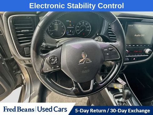 Used 2020 Mitsubishi Outlander SE AWD/4WD image 15
