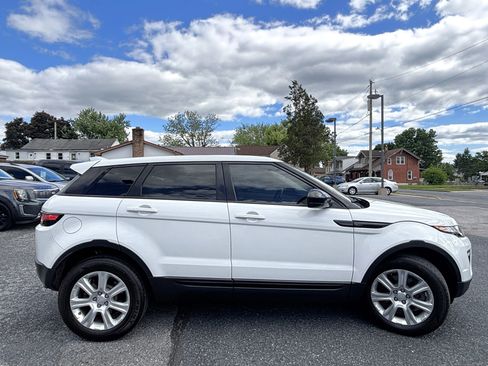 Used 2018 Land Rover Range Rover Evoque SE Premium AWD/4WD image 6