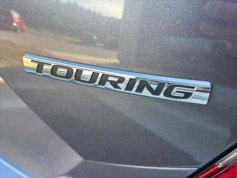 Used 2016 Honda Civic Touring image 9