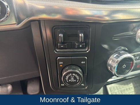 Certified 2022 Ford F150 Raptor w/ Equipment Group 801A High image 25