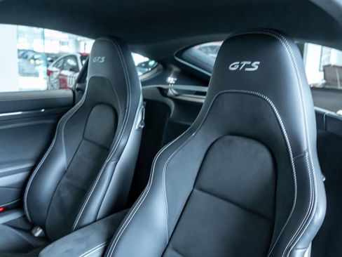 Certified 2025 Porsche 718 Cayman GTS RWD image 16