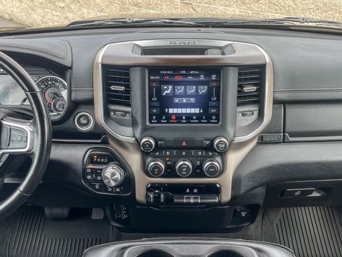 Used 2021 RAM 1500 Laramie w/ Off Road Group image 12