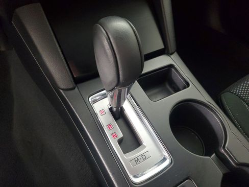 Used 2019 Subaru Outback 2.5i Premium image 18