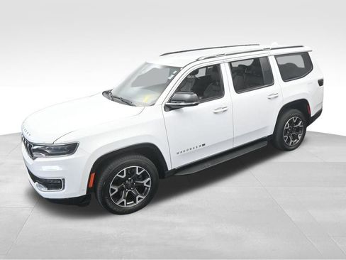 Used 2023 Jeep Wagoneer Series III w/ Preferred Equipment Group image 50