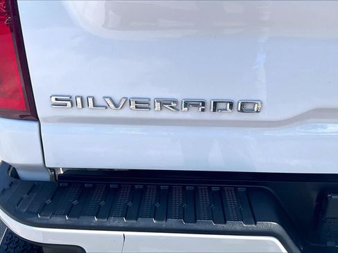 Used 2022 Chevrolet Silverado 2500 High Country w/ Safety Package II AWD/4WD image 10