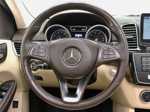 Used 2016 Mercedes-Benz GLE 350 w/ Premium Package image 57