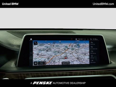 Used 2022 BMW 750i xDrive w/ Luxury Rear Seating Package AWD/4WD image 17