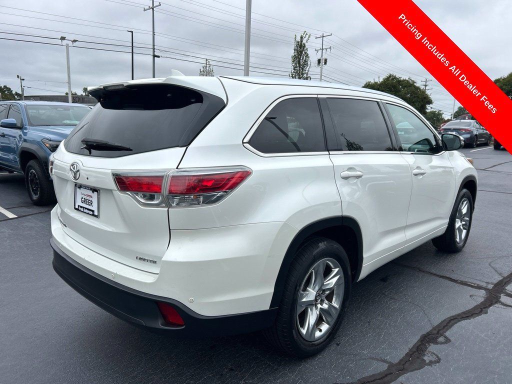Used 2016 Toyota Highlander Limited Platinum FWD image 23