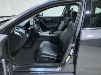 Used 2023 Acura TLX video 2