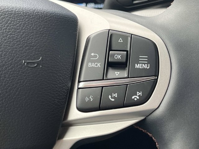 Certified 2026 Ford Explorer Active w/ Active Comfort Package AWD/4WD image 30