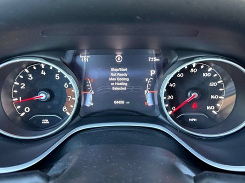Used 2017 Jeep Compass Latitude w/ Popular Equipment Group AWD/4WD image 18