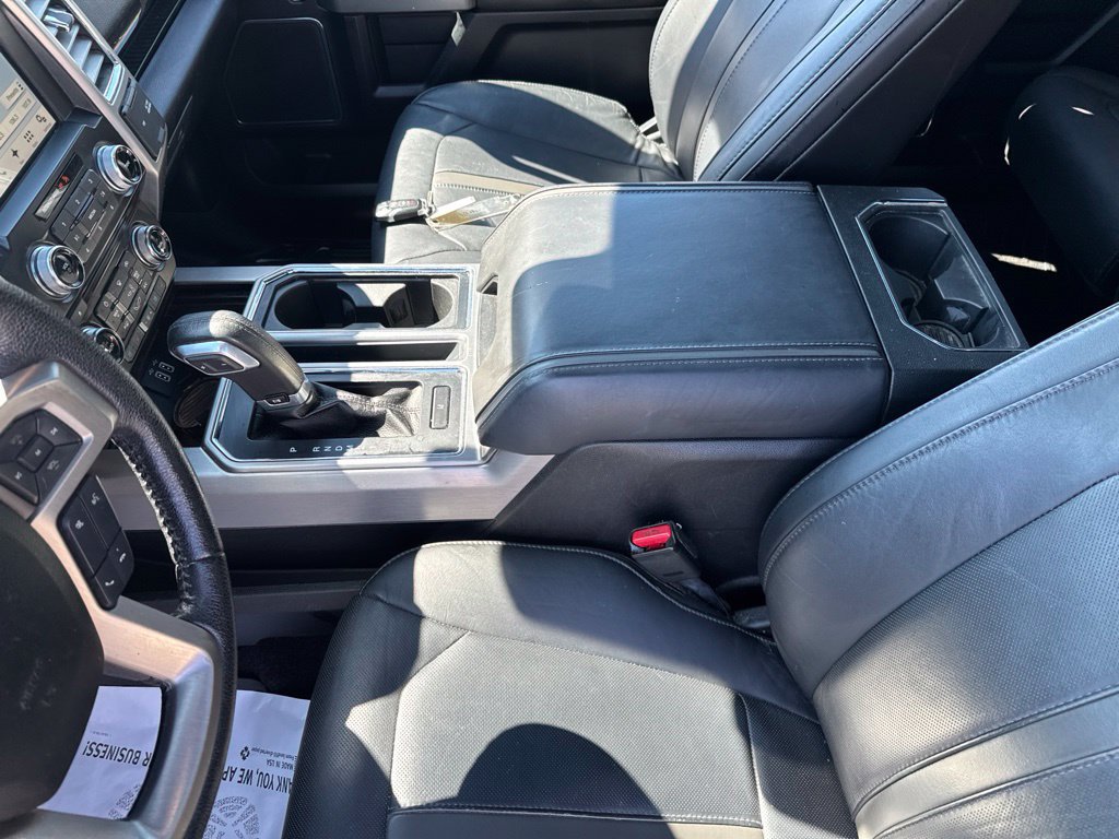Used 2016 Ford F150 Platinum w/ Equipment Group 701A Luxury AWD/4WD image 29