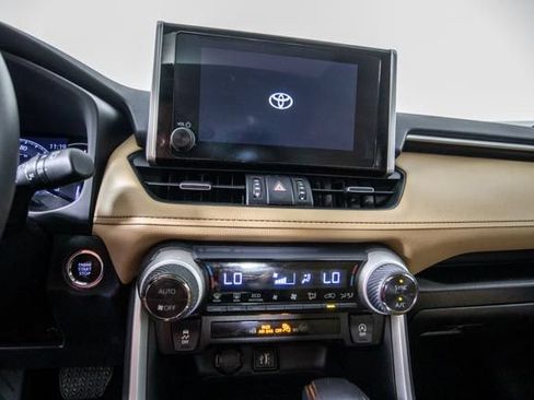 Used 2025 Toyota RAV4 XLE Premium FWD image 22