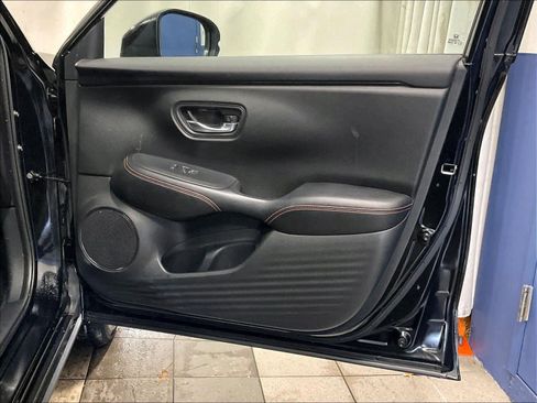 Used 2023 Honda HR-V Sport image 12