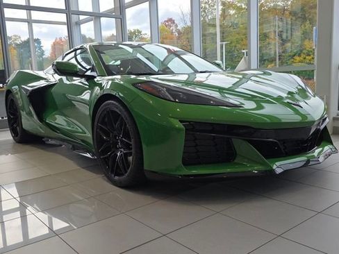 New 2026 Chevrolet Corvette Z06 image 2