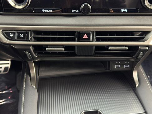 Used 2023 Lexus RX 500h F Sport image 30