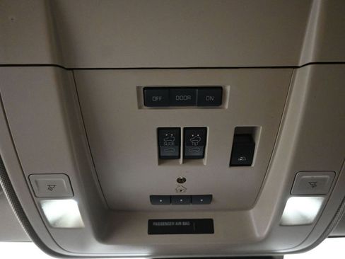 Used 2017 Chevrolet Silverado 1500 LTZ Z71 w/ LTZ Plus Package image 21