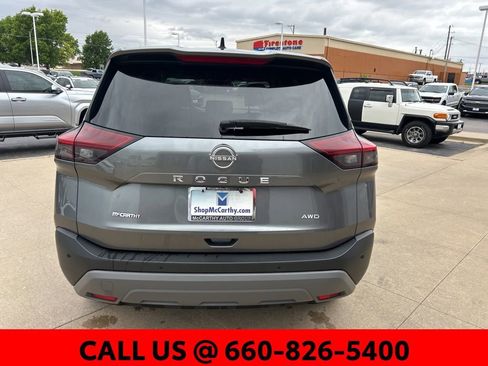 Used 2023 Nissan Rogue S AWD/4WD image 12