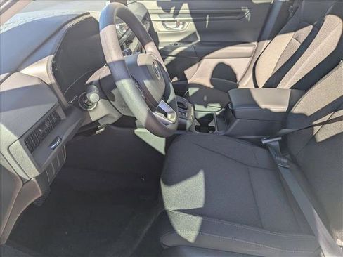 New 2026 Honda CR-V EX image 4