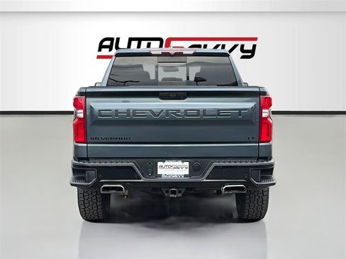 Used 2021 Chevrolet Silverado 1500 LT Trail Boss w/ Convenience Package II image 6