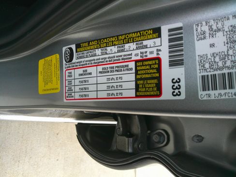 Used 2023 Toyota Tacoma SR5 w/ Technology Package image 35