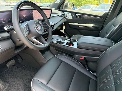 New 2026 Buick Enclave Avenir w/ Super Cruise Package FWD image 16