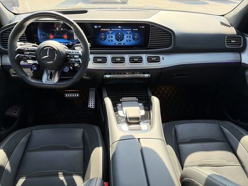 Used 2024 Mercedes-Benz GLS 63 AMG 4MATIC image 17