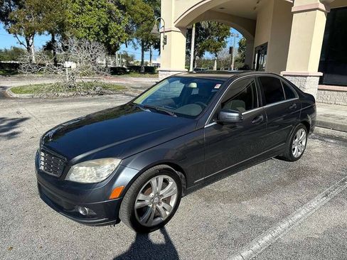 Used 2010 Mercedes-Benz C 300 C 300 Luxury 4MATIC AWD 4dr Se image 3