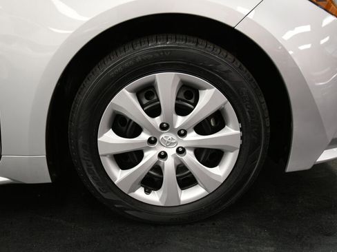 Certified 2024 Toyota Corolla LE image 9