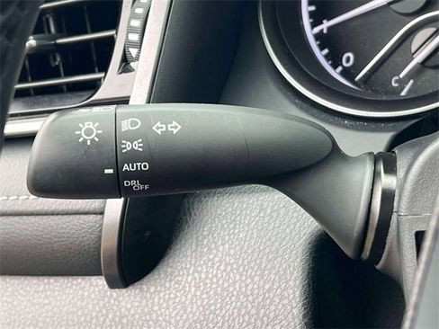 Certified 2024 Toyota Camry SE image 24