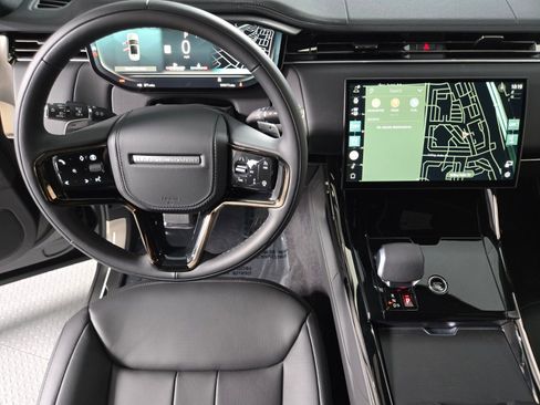 New 2026 Land Rover Range Rover Sport Dynamic SE AWD/4WD image 13